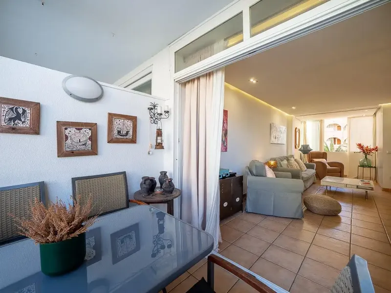 Exclusive apartment in one of the most sought-after and prestigious areas of southwest Mallorca, Port Adriano, an elite marina — photo 6