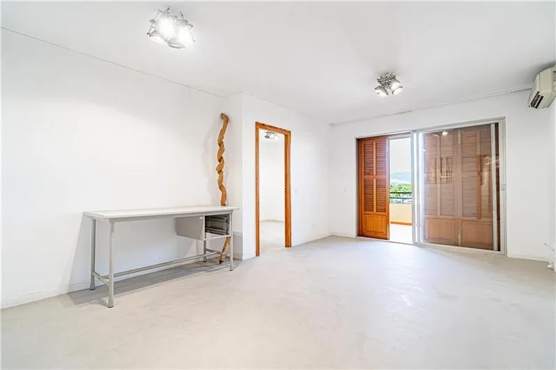 A flat of approximately 125m² with terraces and unobstructed views — photo 1