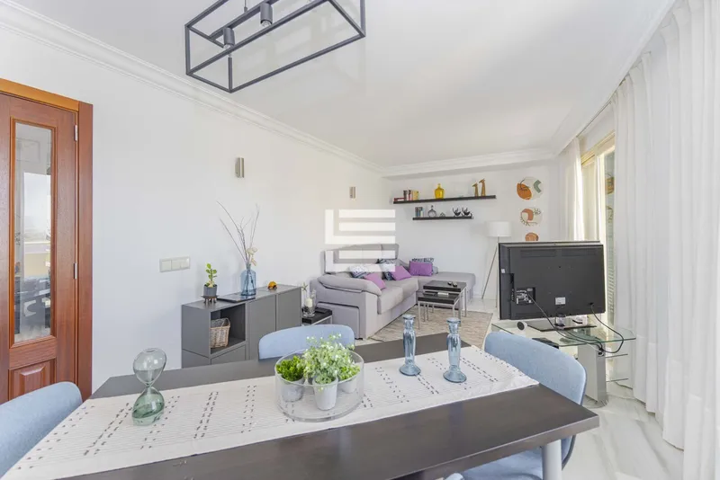 Penthouse for sale in an excellent location in Puerto de Alcudia, Mallorca. — photo 2