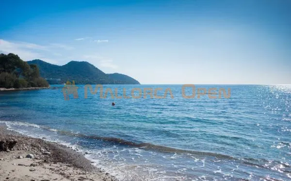 Beachfront house in Cala Bona — photo 8