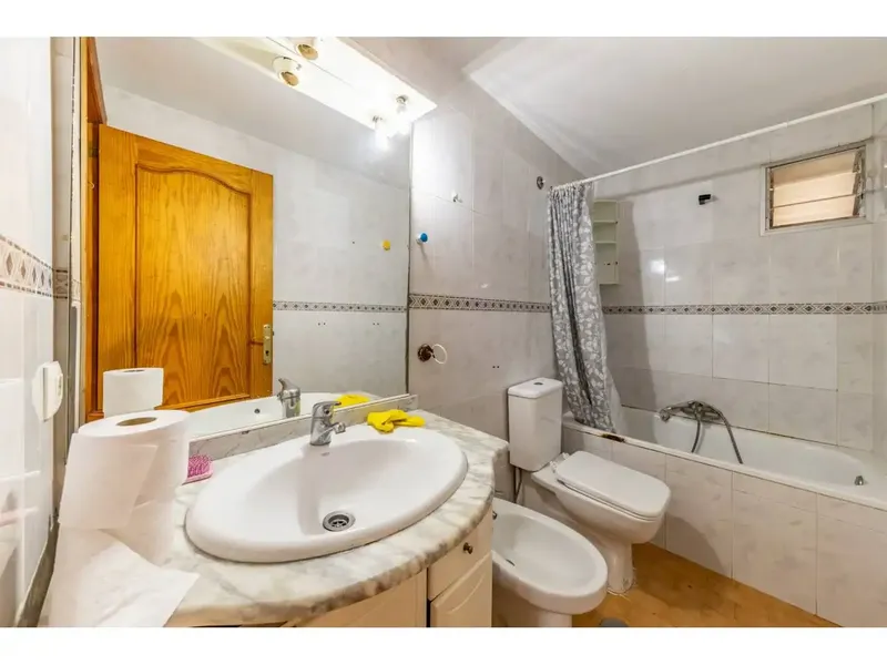 Bright Ground Floor Apartment Steps from Palma Beach and the Seafront Promenade — photo 12