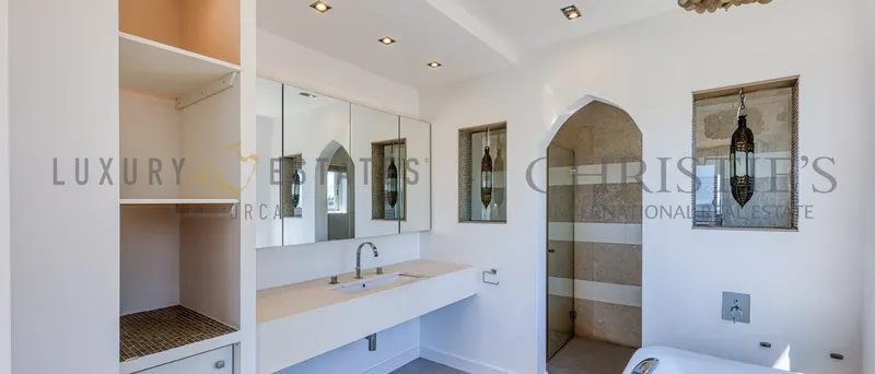 Villa in Costa d’en Blanes with ocean views and great potential — photo 6