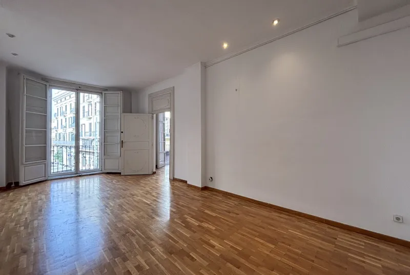 Character apartment in the heart of the Old Town of Palma — photo 4