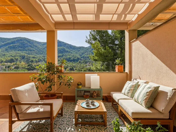 Bright apartment in Andratx with mountain views — photo 1