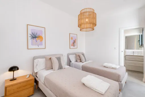 Cala Mandia, modern apartment in Cala Mandia, ideal for long stays or workation — photo 12