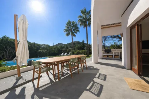 Alcudia, elegant and modern villa with holiday rental license near Alcúdia — photo 4