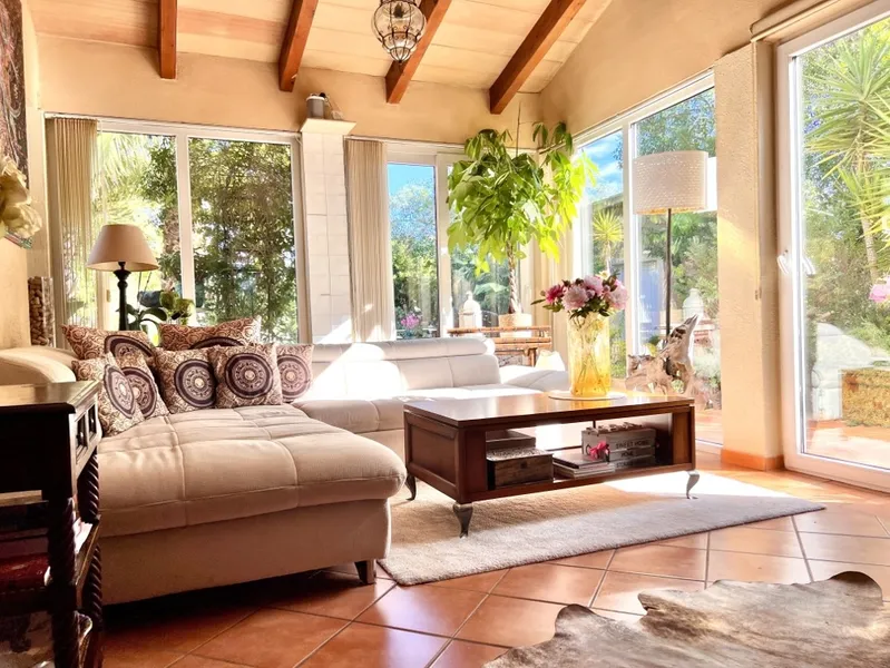 Finca property with vacation rental license in Llucmajor — photo 4