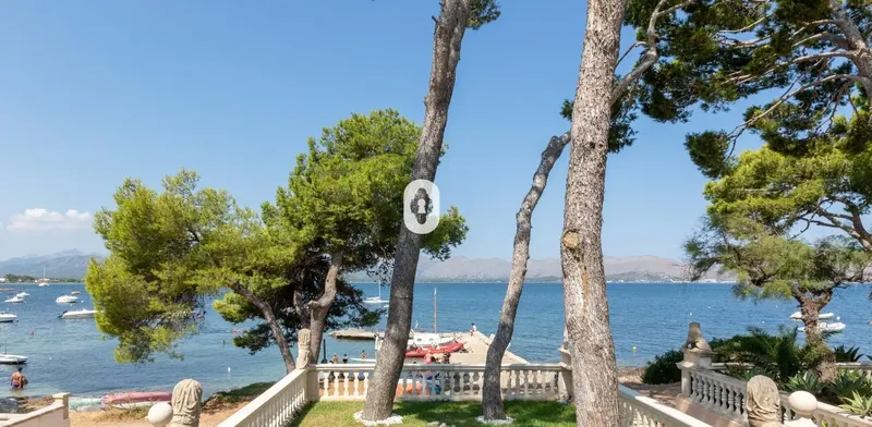 Inmoclaus presents an exclusive opportunity on the seafront. Two independent homes — ground floor and first floor with free ceiling — — photo 2