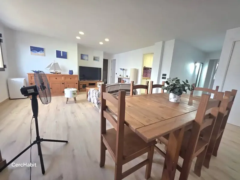 Spacious recently renovated flat, located in a front-line building in Sa Rápita, an urbanization in the municipality of Campos, especia — photo 5