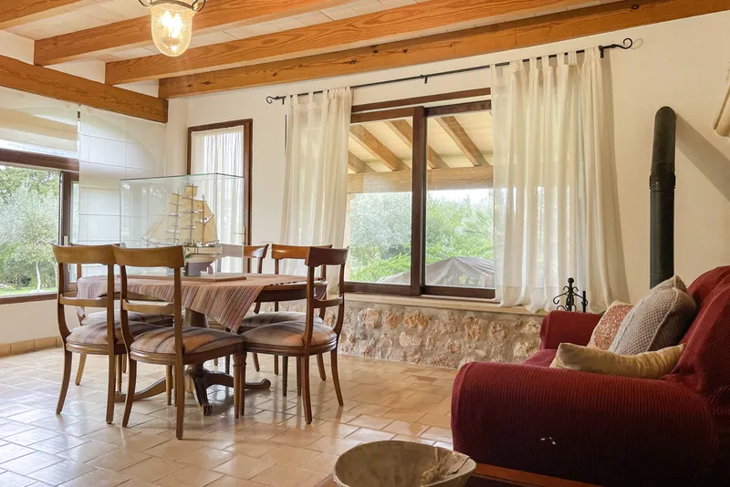 Authentic Mallorcan finca with 2 bedrooms, terraces and a large plot — photo 1
