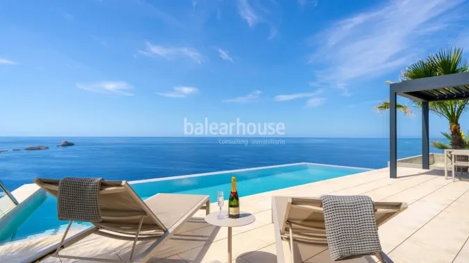 Impressive seafront villa with spectacular views of the Mediterranean near Port Adriano. — photo 1