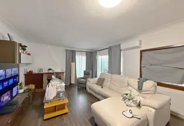 Spacious apartment for sale in the Son Armadans area with 4 bedrooms — photo 2