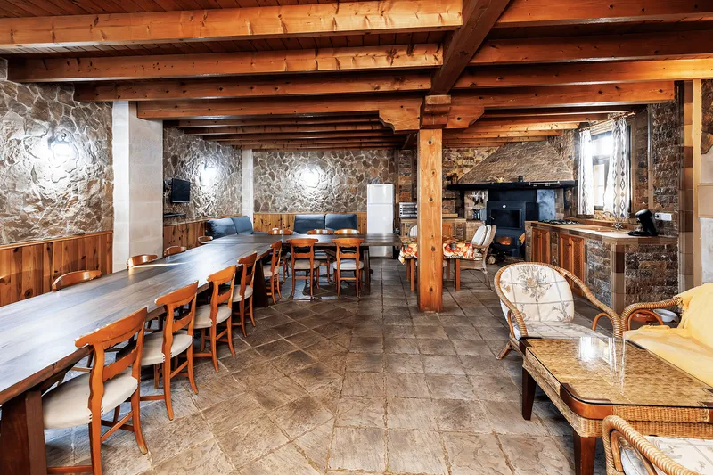 Rustic estate to renovate with farmland in Sencelles — photo 10