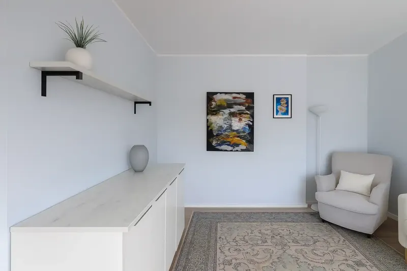 For sale is an exceptional property complex consisting of two contiguous semi-detached houses, each with its own independent entrance — photo 4