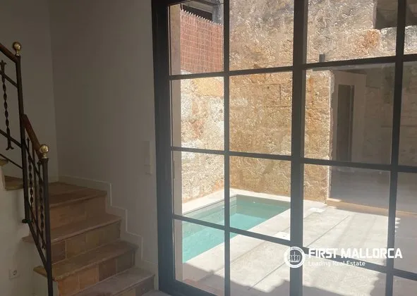 House in Sineu — photo 1