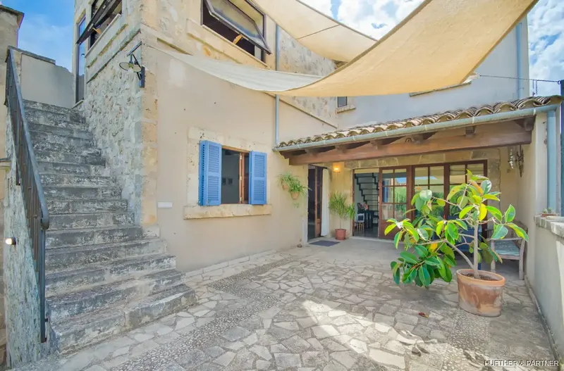 This approximately 300-year-old village house was completely renovated in 2004. — photo 5