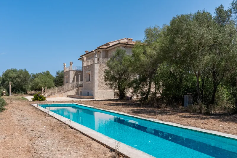 Imposing Hilltop Villa with Panoramic Countryside Views close to Muro — photo 10