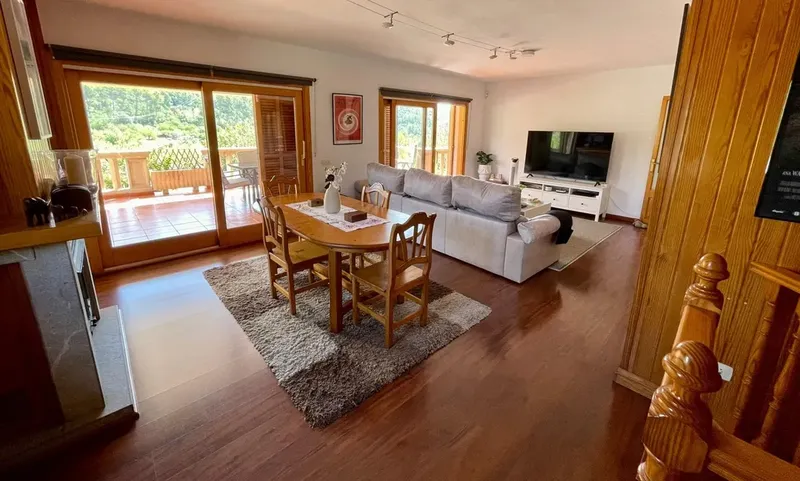 Country house for sale with pool and 3,525 m2 of land — photo 3