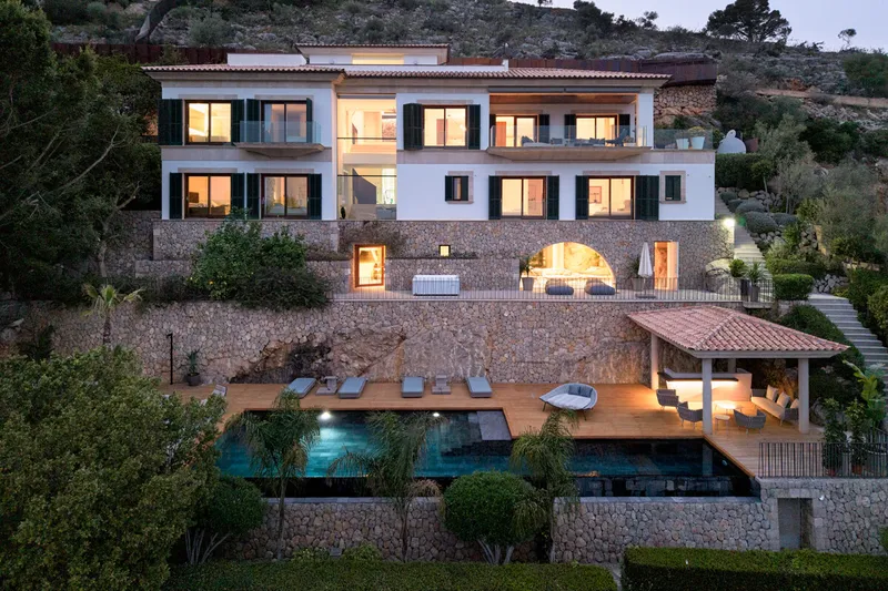 Long term rental: Exclusive villa with spectacular views in Son Vida - Marcel Remus Real Estate — photo 1