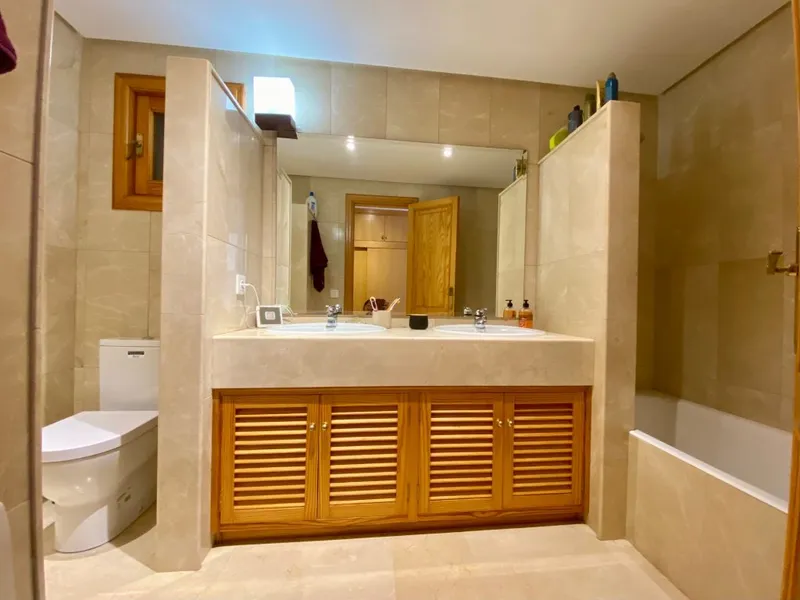 Ref. 2032; Beautiful and spacious house with communal pool for rent in Genova — photo 3