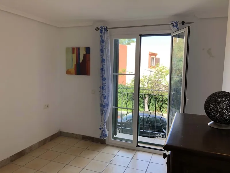 Beautiful apartment near the sandy beach in Santa Ponsa — photo 5