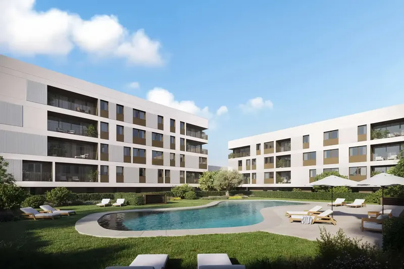 Aire de Llevant: pool, terraces and urban life near the sea in Palma — photo 2