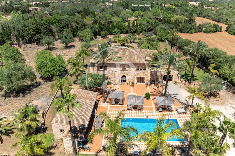 Country estate for sale in Santanyí — photo 1