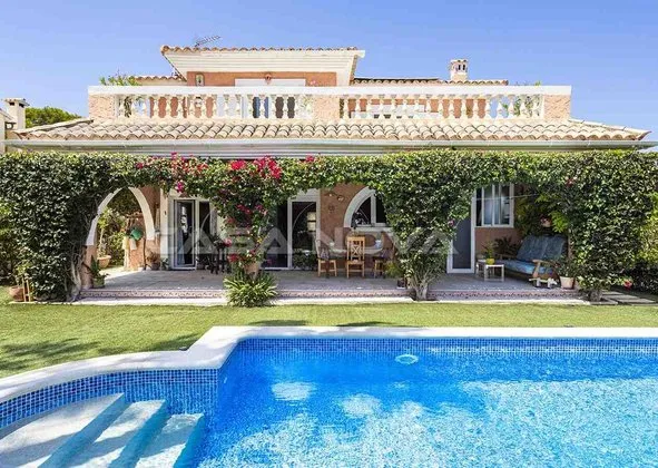 Detached house in El Toro, Calvià — photo 1