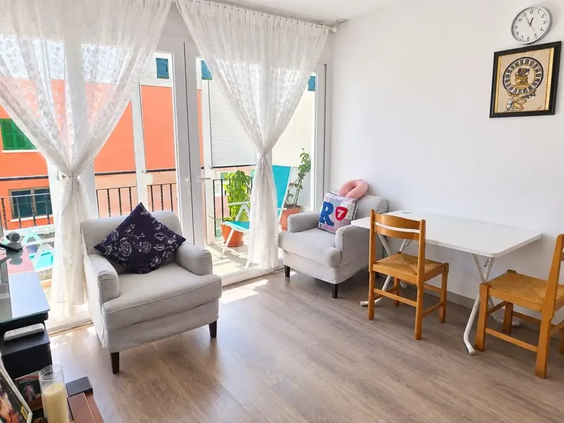 Piso para entrar a vivir, completamente reformado de luz, agua, suelos de parquet, ventanas de climalit con rotura térmica.Persianas enrolla — photo 4