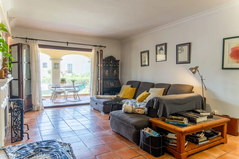 Ground floor with private terrace — photo 7