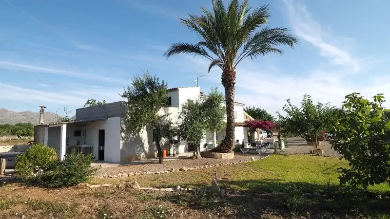 Finca in Puerto Pollença of 241 m2 with vacation rental license, updated in 2016, located on a plot of 14,614 m2, with license — photo 3