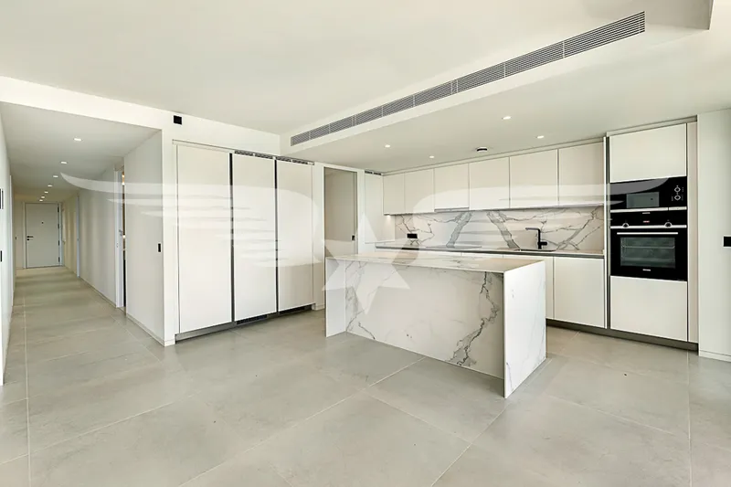 Palma: Modern apartment with garden and harbor view — photo 4