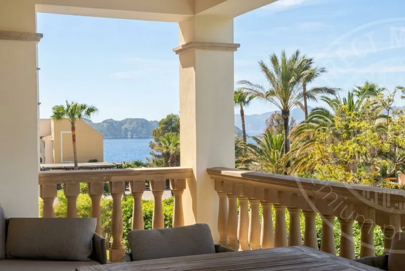 260607 – Stylish Sea View Home — photo 2