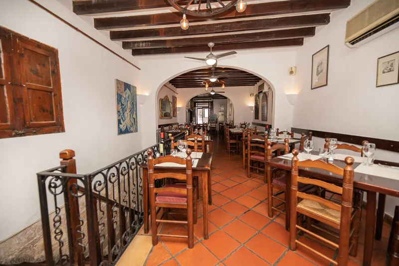 Successful Established Restaurant in a Fantastic Location — photo 7