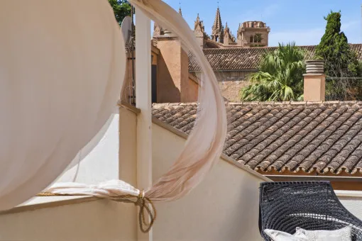 Palma de Mallorca Old Town, Charming Duplex Penthouse in Palma's Old Town with a Rooftop Terrace, Just a Few Steps from the Sea — photo 5