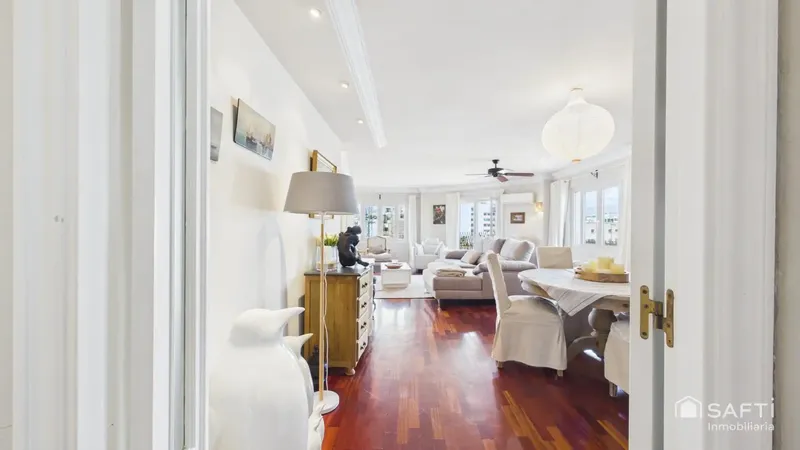 Light, Space, Exclusivity - Penthouse Calle Joaquim Maria Bover — photo 12