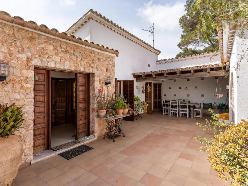Villa in Cala Sant Vicenc (Pollenca), Mallorca — photo 3