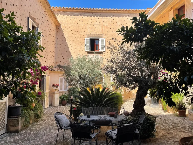 Historic 17th century country estate with 5 bedrooms and pool in Andratx — photo 12