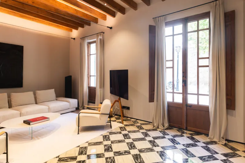 Restored Mallorcan Townhouse with Pool and Garage in Sineu — photo 5