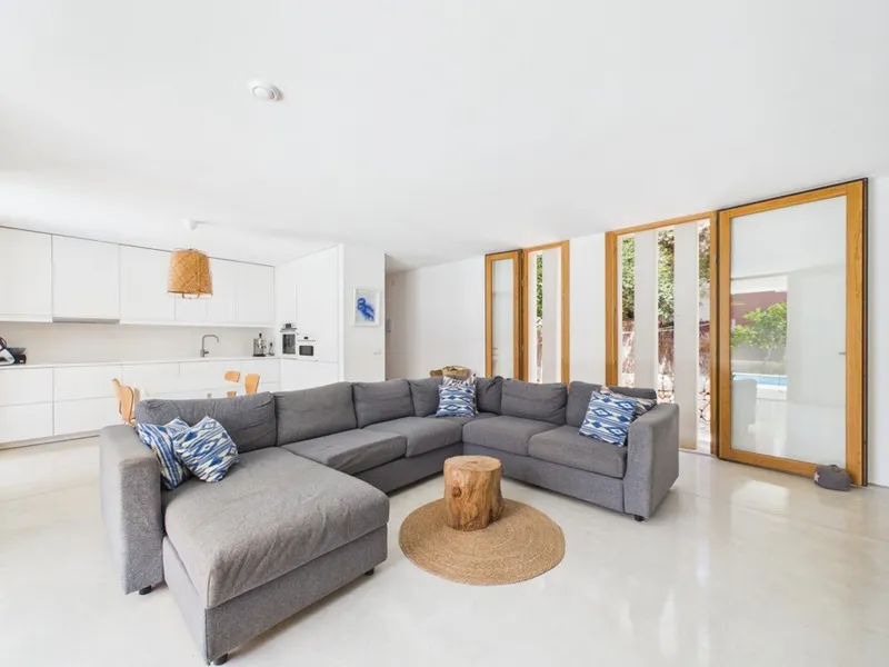 Elegant Three-Bedroom Villa Close to the Sea and Es Trenc - Temporary Contract, Available from September until June 2027 — photo 4