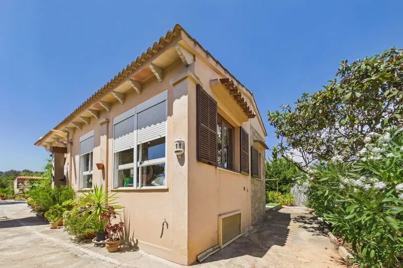 Charming finca built in 1978 in a quiet rural setting in Llucmajor with a large plot — photo 9