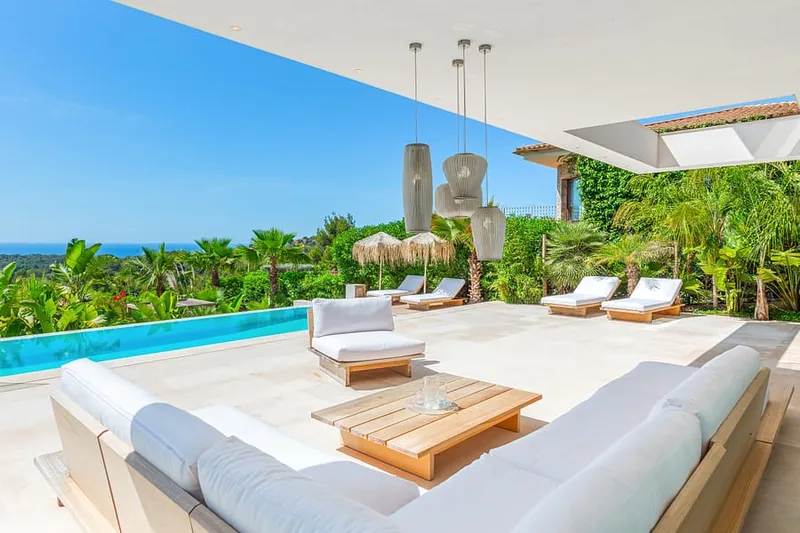 Spectacular villa with sea views in Bendinat — photo 5