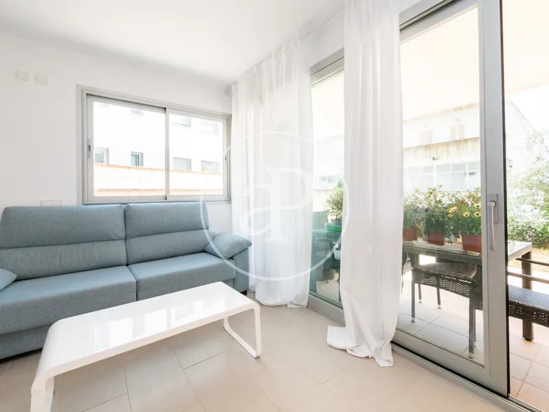 Apartment for rent in Camp de Mar — photo 7
