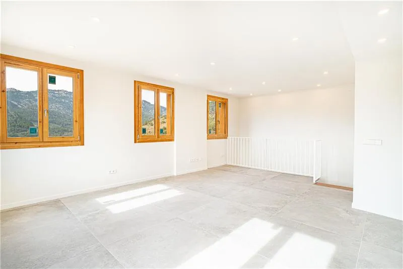 New. Chalet with swimming pool and panoramic views — photo 3