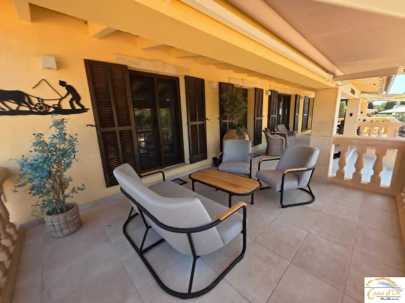 Mallorcan finca with pool, guesthouse and Mediterranean garden in S’Illot — photo 6