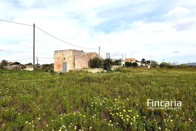 Sensational agricultural warehouse to renovate located in the Es Poas area, 300 meters from the town of Manacor. 40 m2 warehouse — photo 2