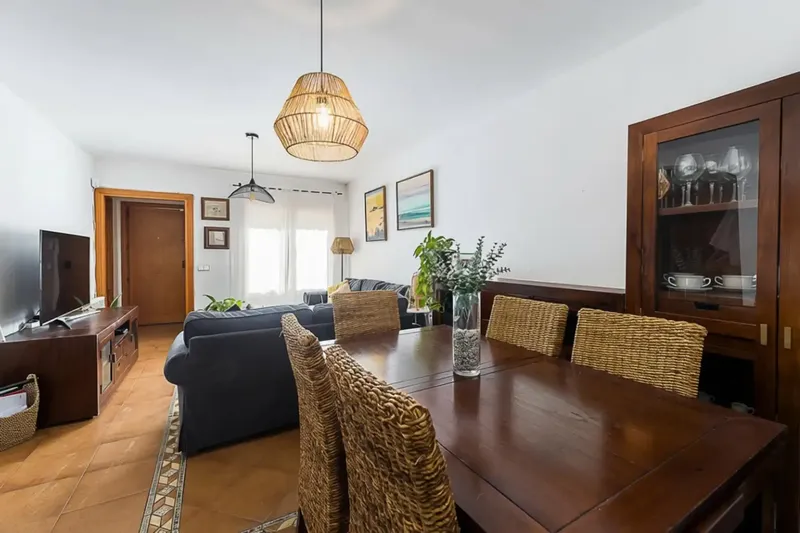 We present this magnificent townhouse located in the quiet and sought-after neighborhood of Secar de la Real, an ideal location for those who — photo 6