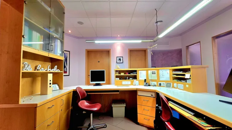 High-quality, fully equipped dental practice for sale — photo 7