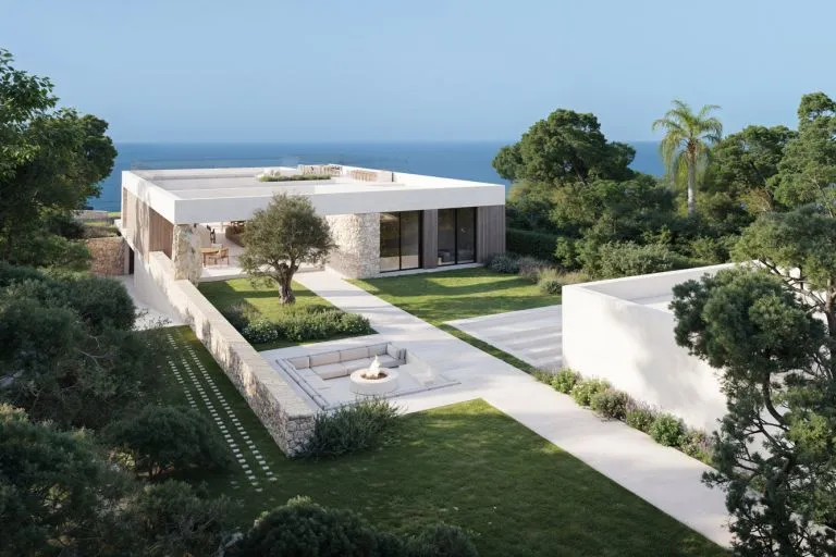Villa in Sa Torre - Plot with sea views — photo 1
