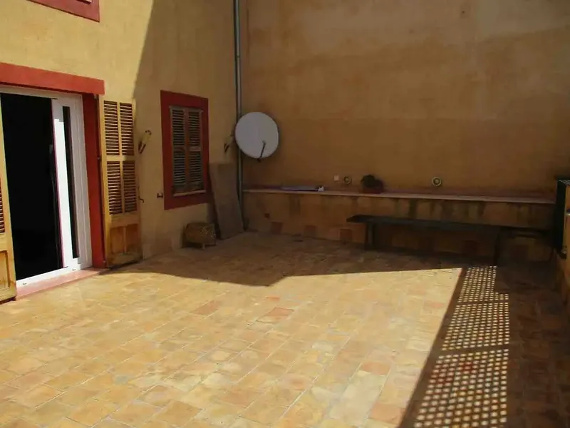 Beautiful first-floor flat without lift, loft-style renovated in Pont d'Inca, about 80 m², with two double bedrooms and large living room — photo 3